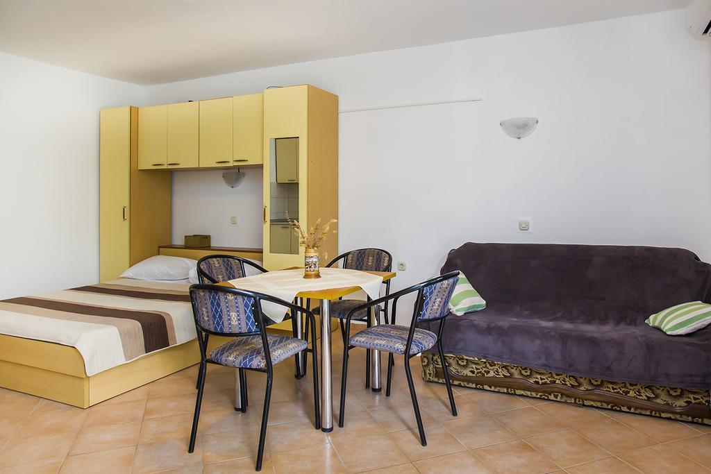 Apartments Zovko Drače Buitenkant foto